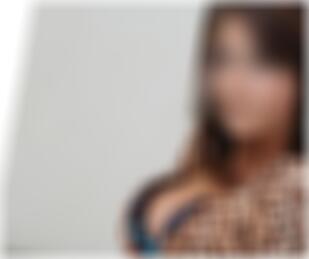 Friends with Benefits in Hilden Nan5100