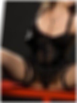 Swinger Paare in Oberursel Emilia